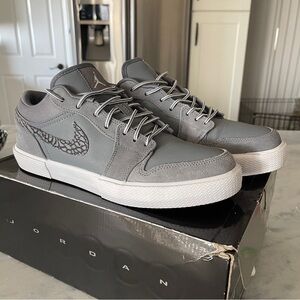 Nike Air Jordan Retro V.1 Cool Grey Anthracite White Sneakers Men’s Size 10